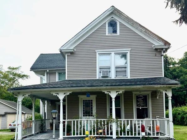 26 Rollstone Ave UNIT 1