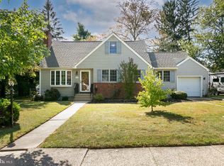 222 Pembrook Ave, Moorestown, NJ 08057