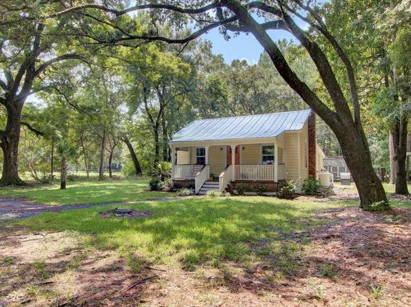 5913 Drayton St, Ravenel, SC 29470