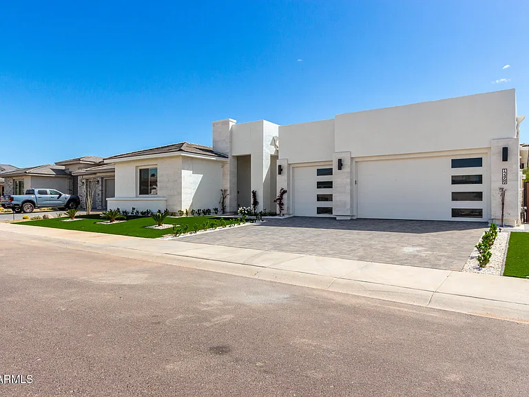 12469 N 93rd Way — Photo 7