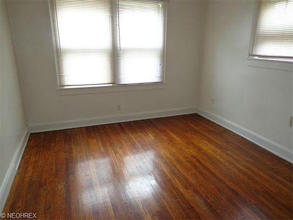 5th image of 1831 West Ave