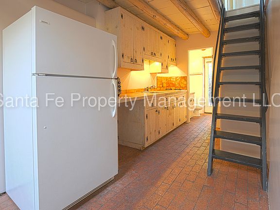 5th image of 610 Jiron St APT B