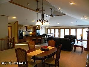 4th image of 2253 Majestic Ln NW