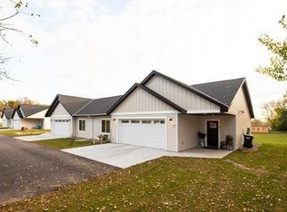 323 1/2 Fairgrounds Rd UNIT 4, Alexandria, MN 56308