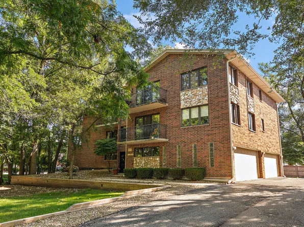 12117 S Nagle Ave APT 2N, Palos Heights, IL 60463