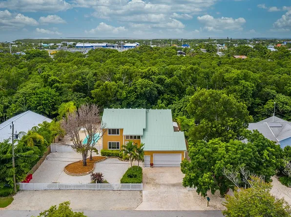 131 Riviera Dr, Plantation Key, FL 33036