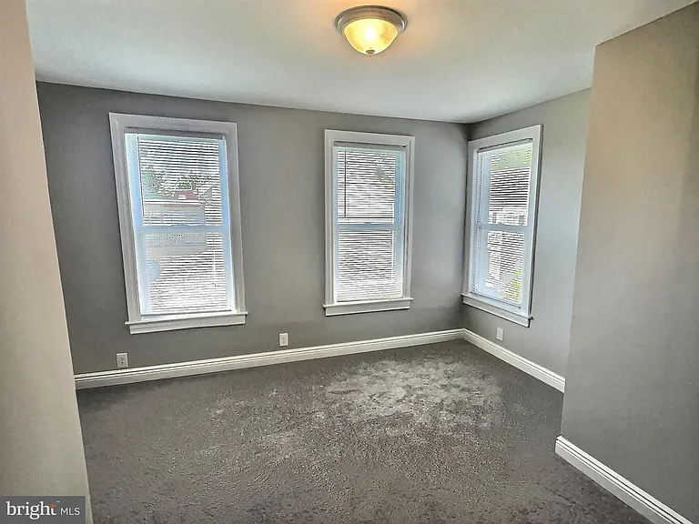 322 N Cannon Ave — Photo 11