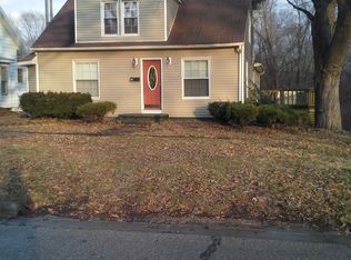 402 N 1st St., Vandalia, IL 62471