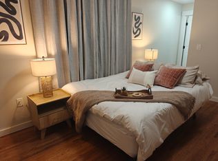 920 Friendly Pl #6, Charlotte, NC 28213