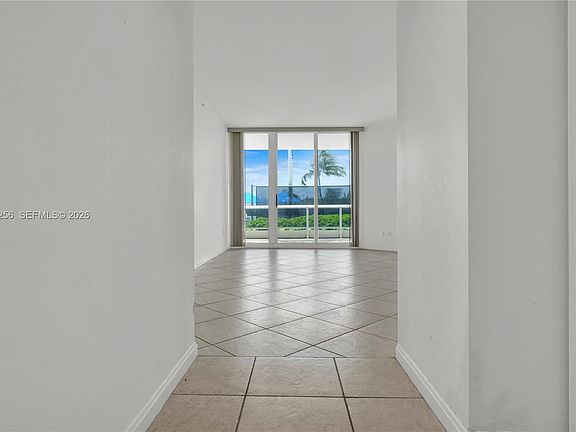 4th image of 4779 Collins Ave Suite 506