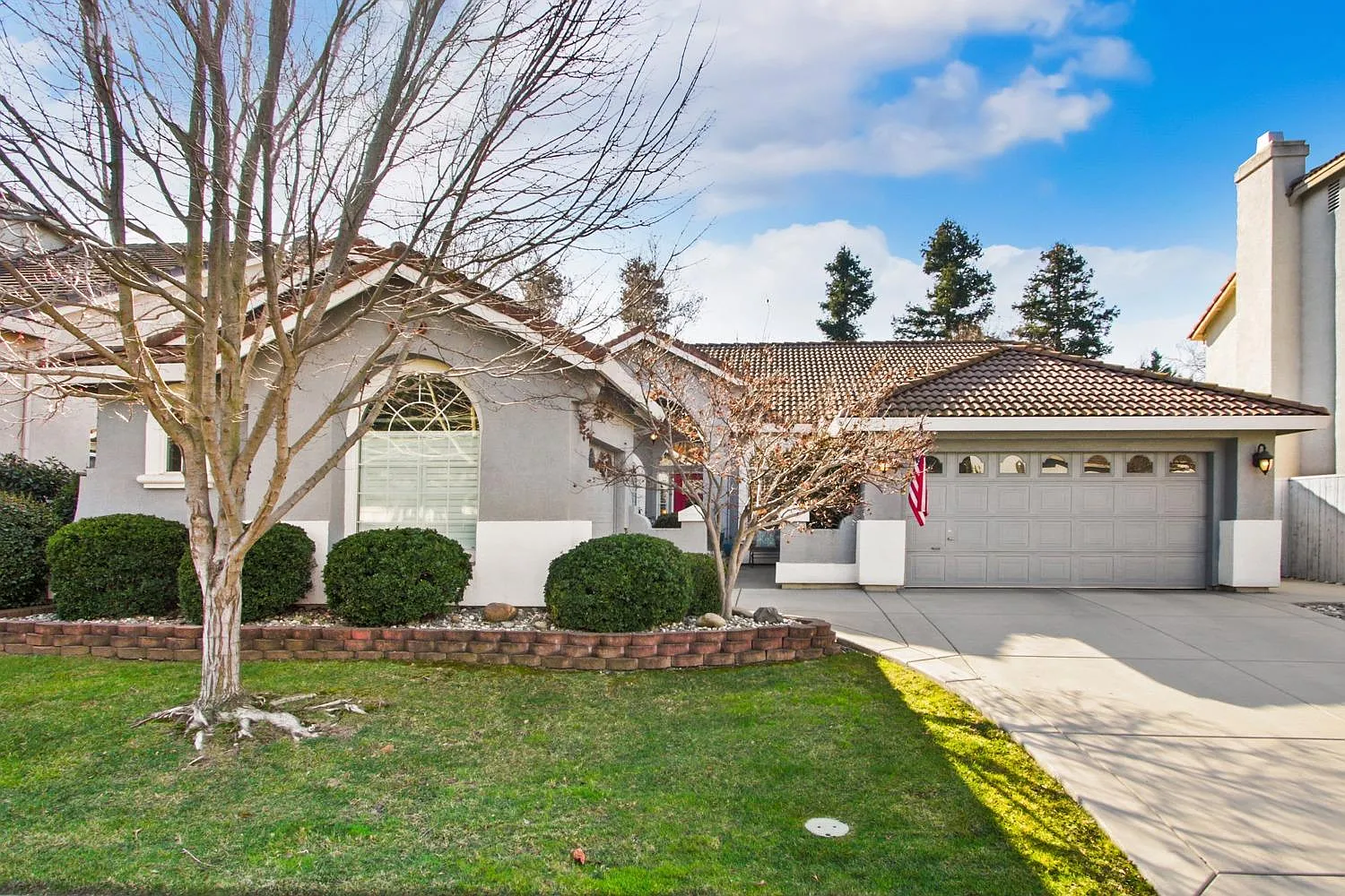 2420 Babson Dr photo 1