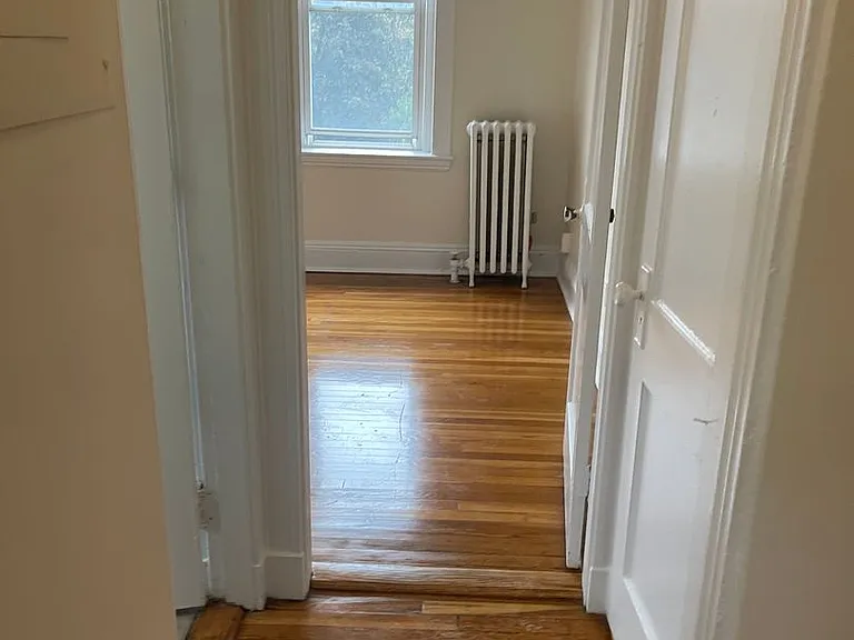 133 N Washington St #35 — Photo 5