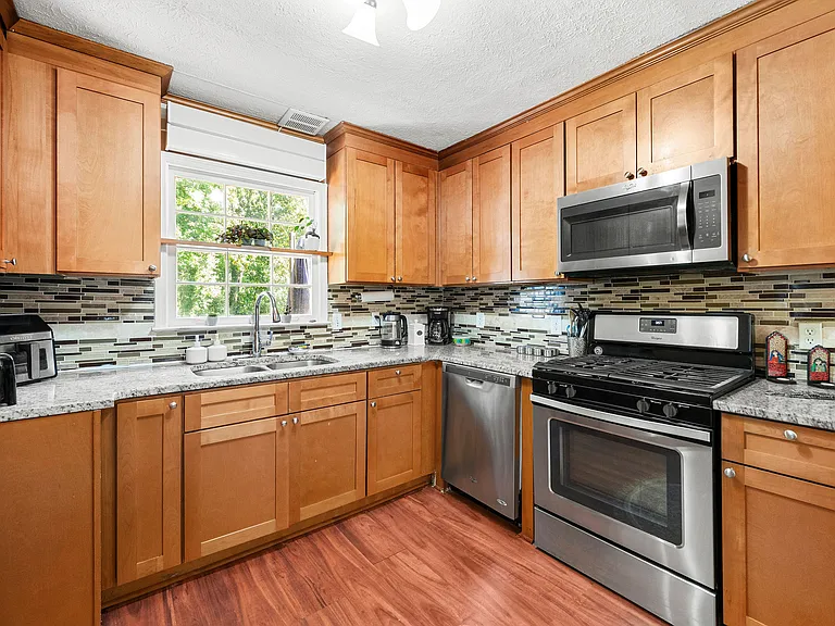 3266 Marlanta Dr — Photo 12