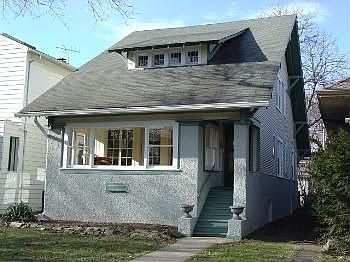 1st image of 715 Hayes Ave