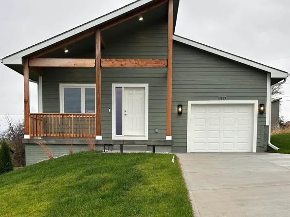 2819 Blondo St, Omaha, NE 68111
