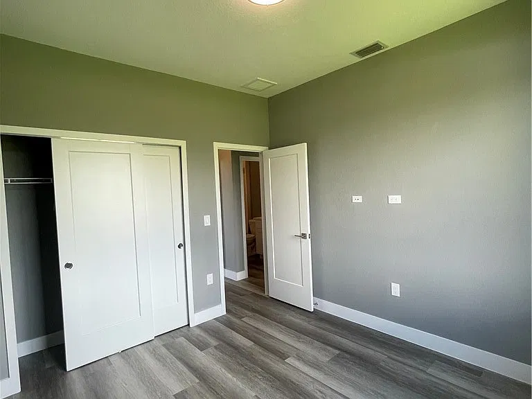 610 Floyd Ave S — Photo 21