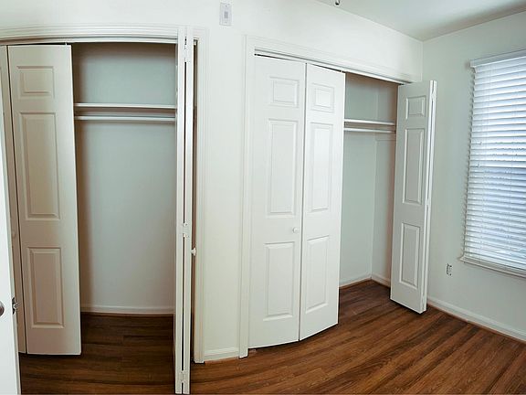 5th image of 2118 Acklen Ave APT 2