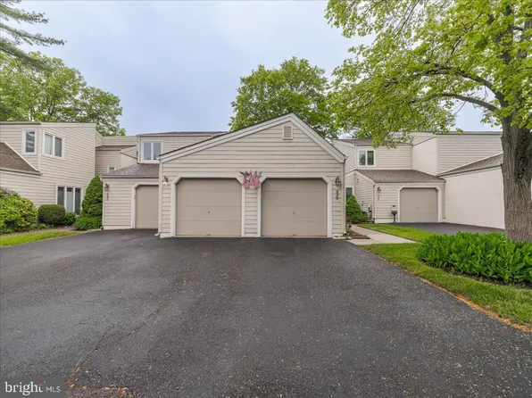 236 Hastings Ct, Doylestown, PA 18901