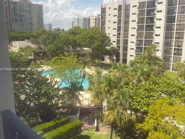 16919 N Bay Rd APT 507, Sunny Isles Beach, FL 33160