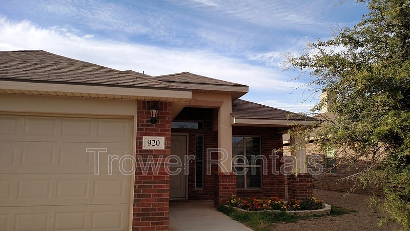 1st image of 920 Nolan Ryan Dr