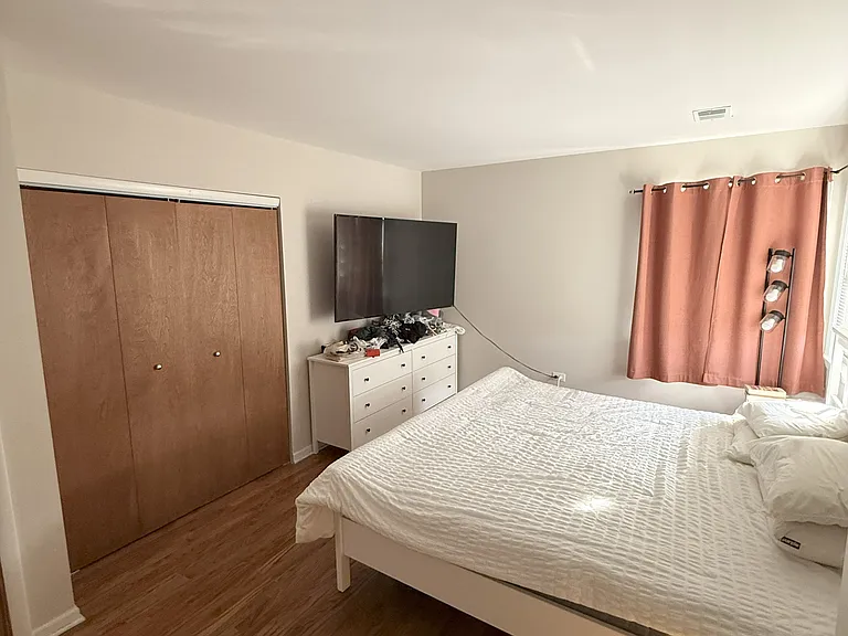 733 Dulles Rd #F — Photo 33