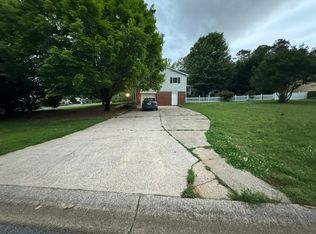 357 Stockwood Dr, Woodstock, GA 30188