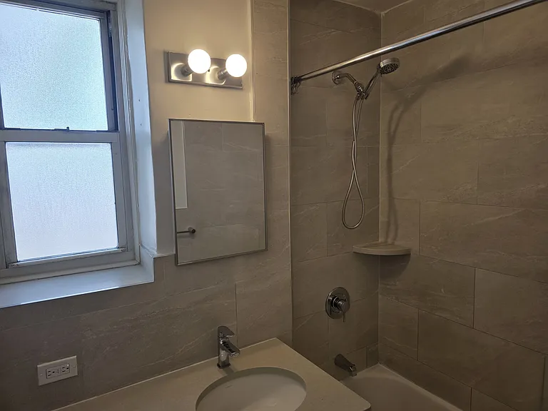139-21 86th Ave #2J — Photo 7