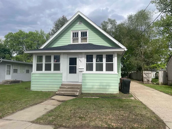 3026 10th St, Rockford, IL 61109