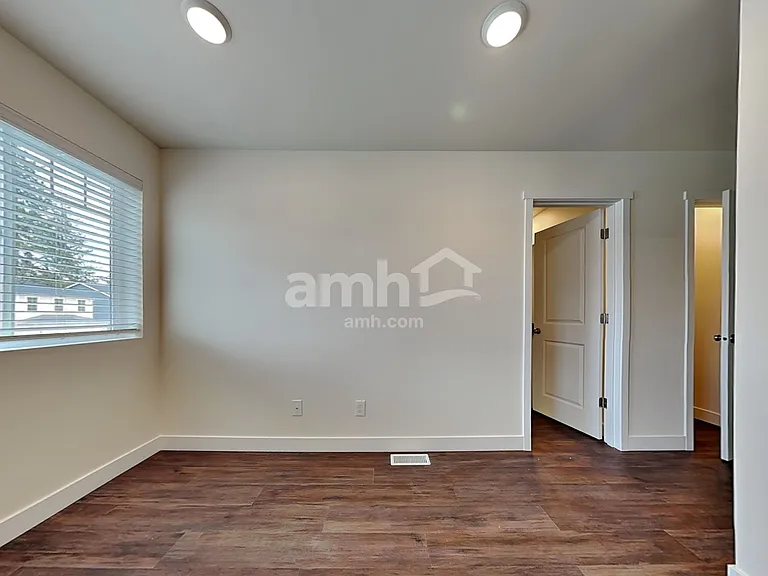 7636 Verona Loop SW — Photo 12