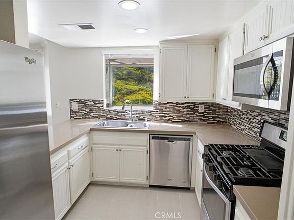 5th image of 26901 Rainbow Glen Dr Unit 643