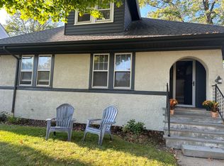 32 Janis St, Hudson, NY 12534