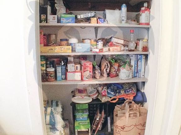 landlord_unit_photo_42562291_8