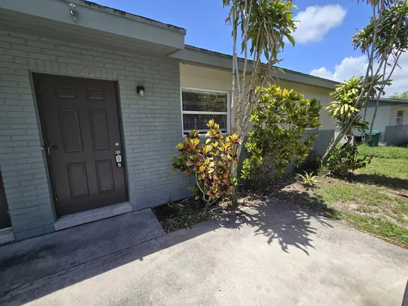 4003 Avenue I APT A, Fort Pierce, FL 34947