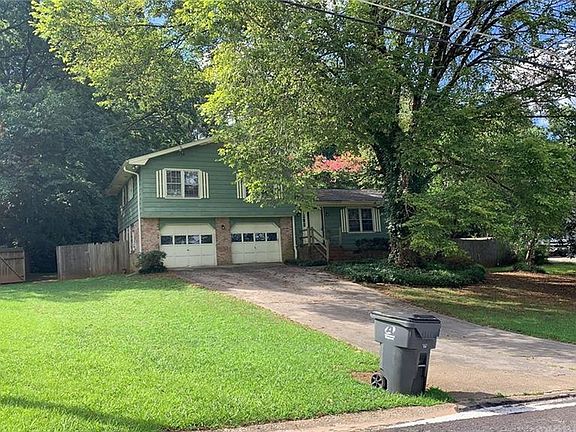 2nd image of 1614 Lamancha Dr