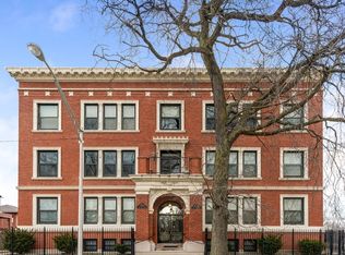 3735 S Lake Park Ave APT 2S, Chicago, IL 60653