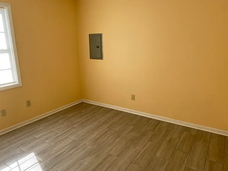1317 Hatchie St — Photo 6