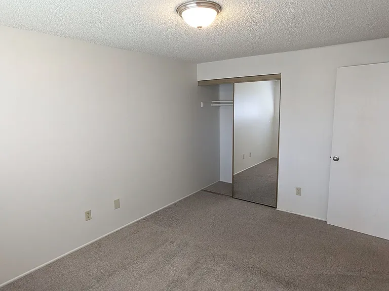 7815 NE 117th Ave — Photo 76