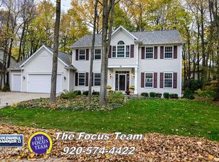 70 Brentwood Ln, Appleton, WI 54915