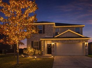 408 Bedford Falls Ln, Jarrell, TX 76537