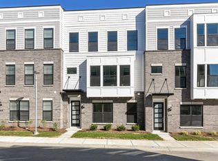 9752 Junction Sta, Fishers, IN 46037