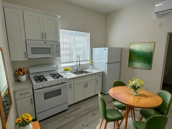 1120 E 25th St, Los Angeles, CA