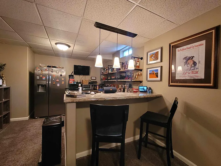 18610 L Cir — Photo 16
