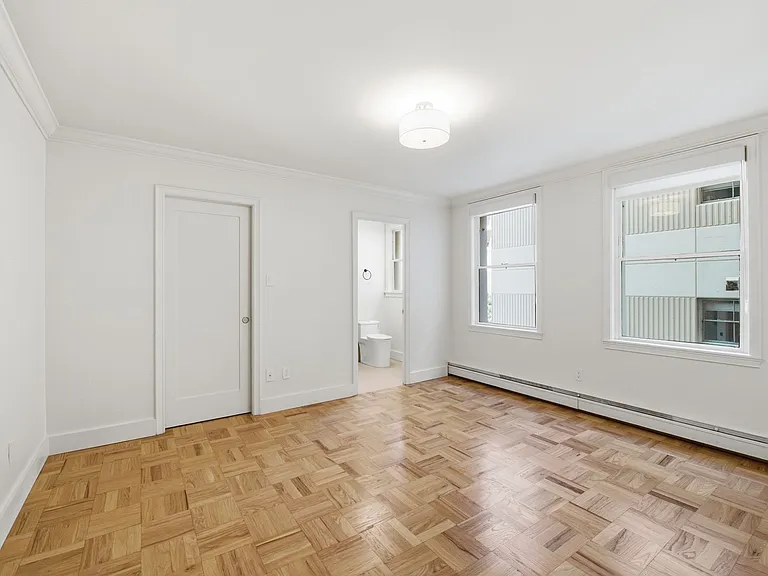 1310 Jones Street — Photo 91