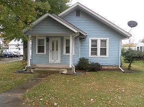 1st image of 107 W Wood St