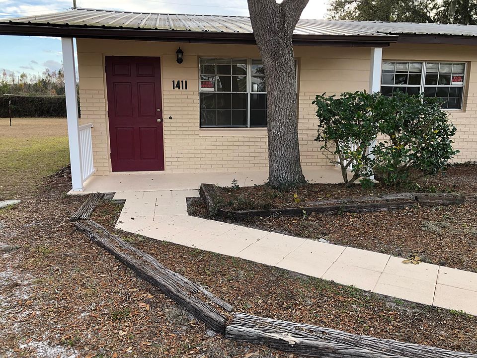1st image of 1411 Highland Dr