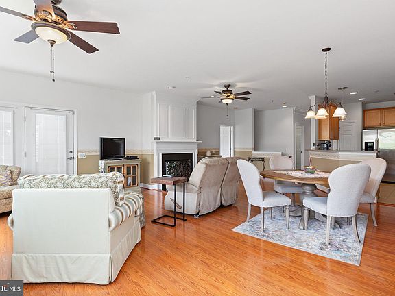 4th image of 9 Mendota Way