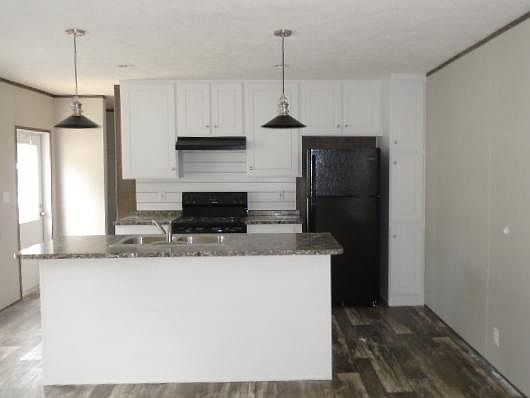 2nd image of 7114 Almena St