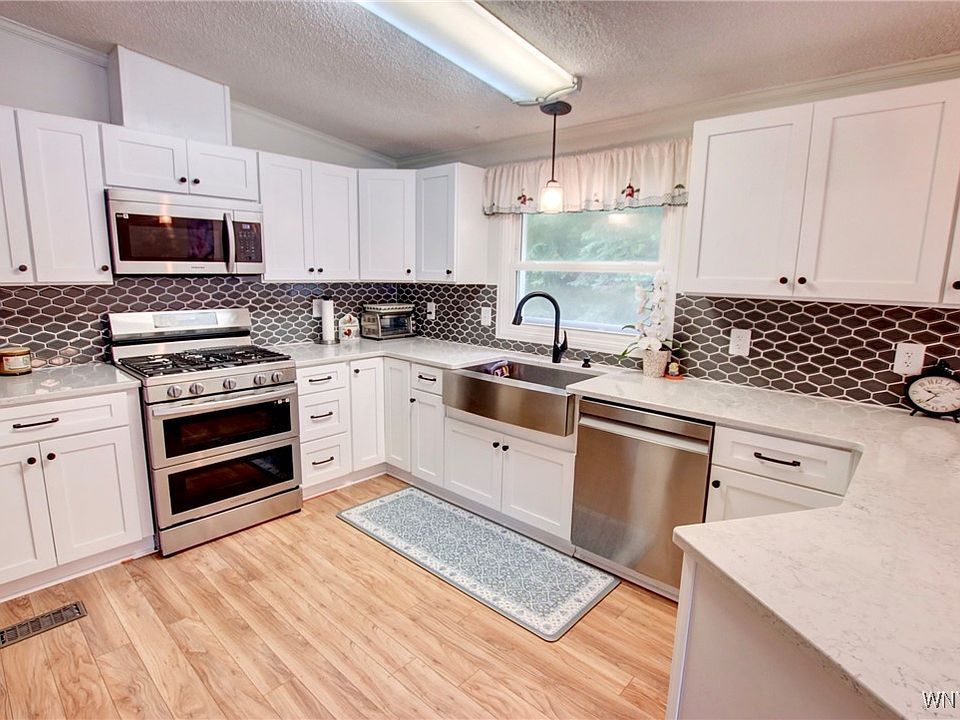 66 Parkside Cir, Buffalo, NY 14227 | Zillow