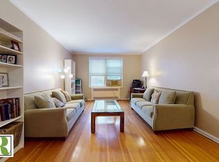902 Ocean Pkwy APT 3F, Brooklyn, NY