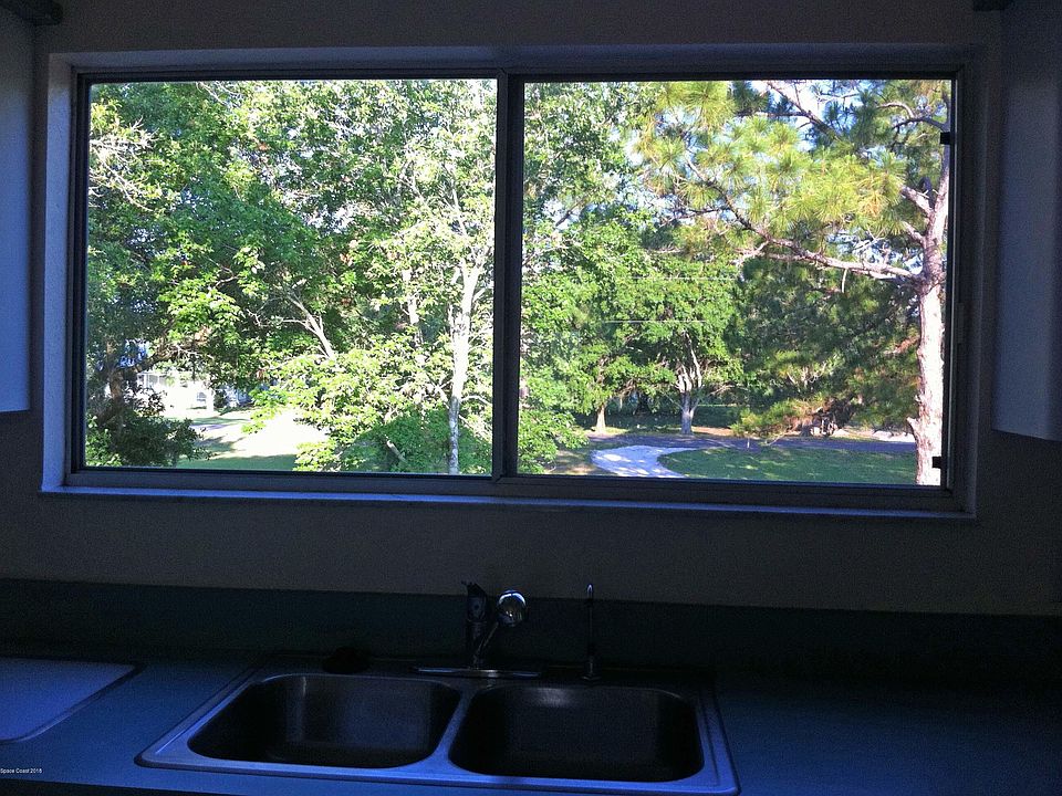 1st image of 7280 Briar Oak Dr #1